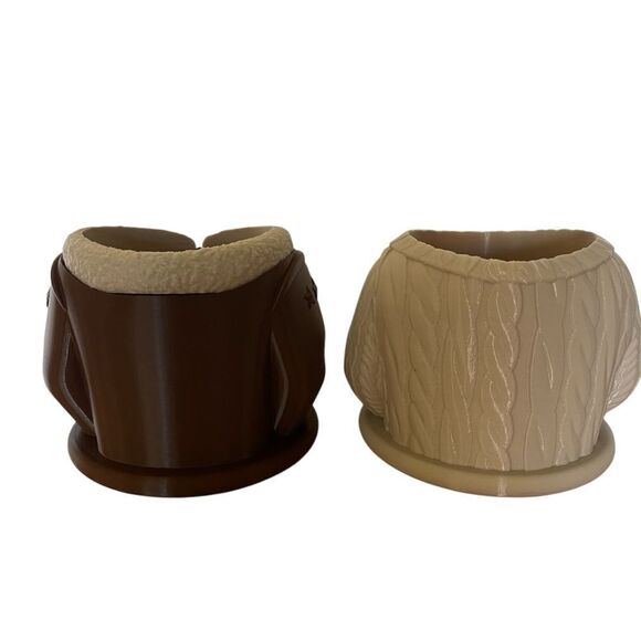 Cozy Duo: Cable Sweater & Aviator Jacket Planter Set - Perfect Grandma & Grandpa - Picture 13 of 14